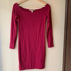 🎀 Long Sleeved Boat Neck Red Tight Dress